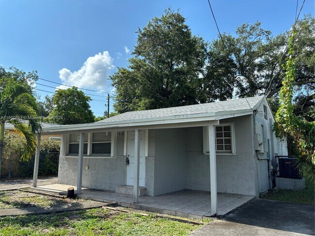 Building Photo - 412 NW 95th St