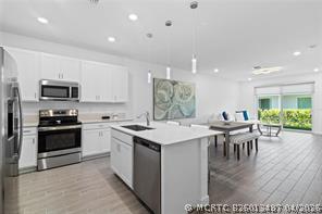 Building Photo - 14534 Highland Center Way