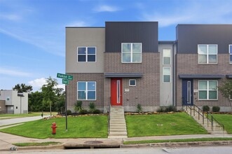 Building Photo - 3934 Yukon Ln