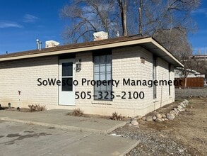 Building Photo - 503 Glade Pl