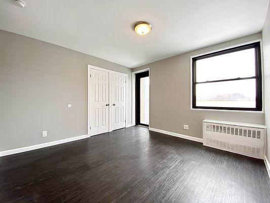 Building Photo - 2 bedroom in BRONX NY 10467