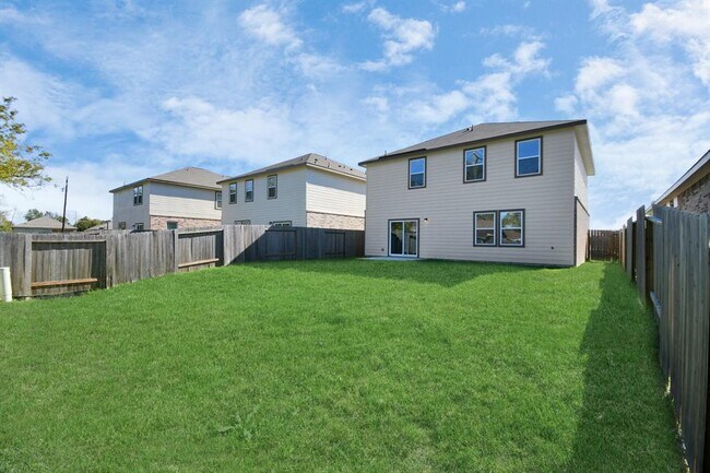Building Photo - 7803 Royalwood Dr