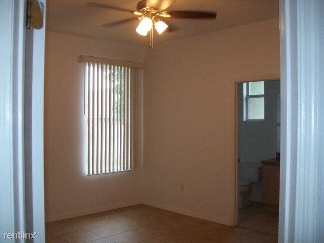 Building Photo - 3 br, 2 bath House - 420 Bluff Pass Dr
