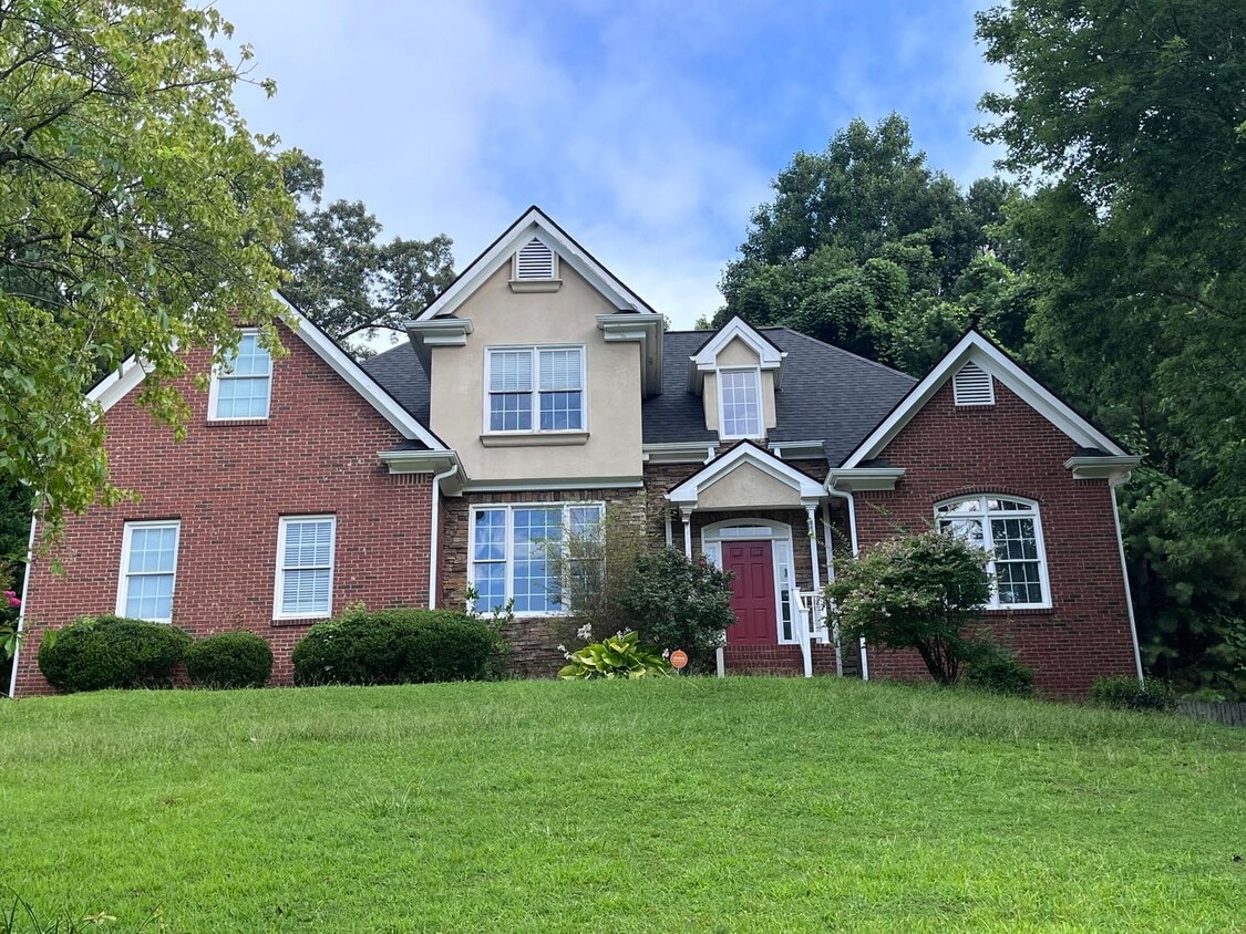 Primary Photo - Beautiful Home in Dacula, Great home for f...