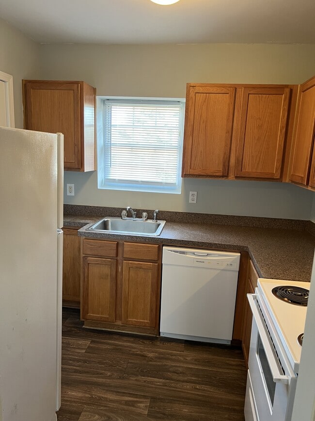 Foto del edificio - 2367 Cascade Rd