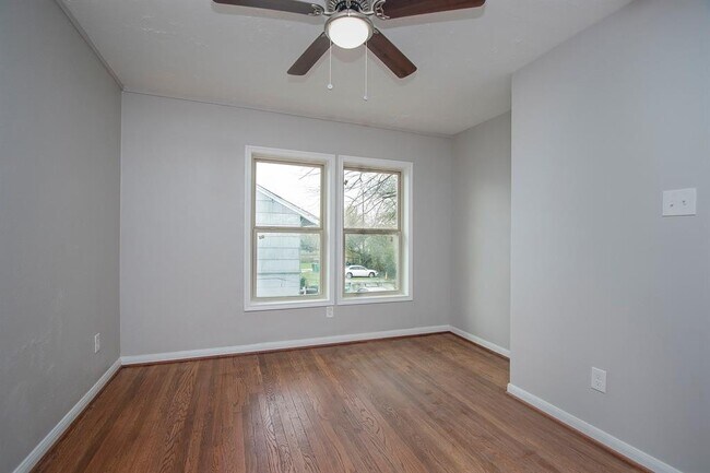 Foto del edificio - 3328 Blodgett St