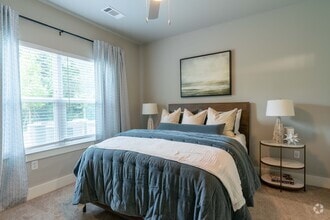 2BR, 2BA - 1,128SF - LUCA St. Augustine