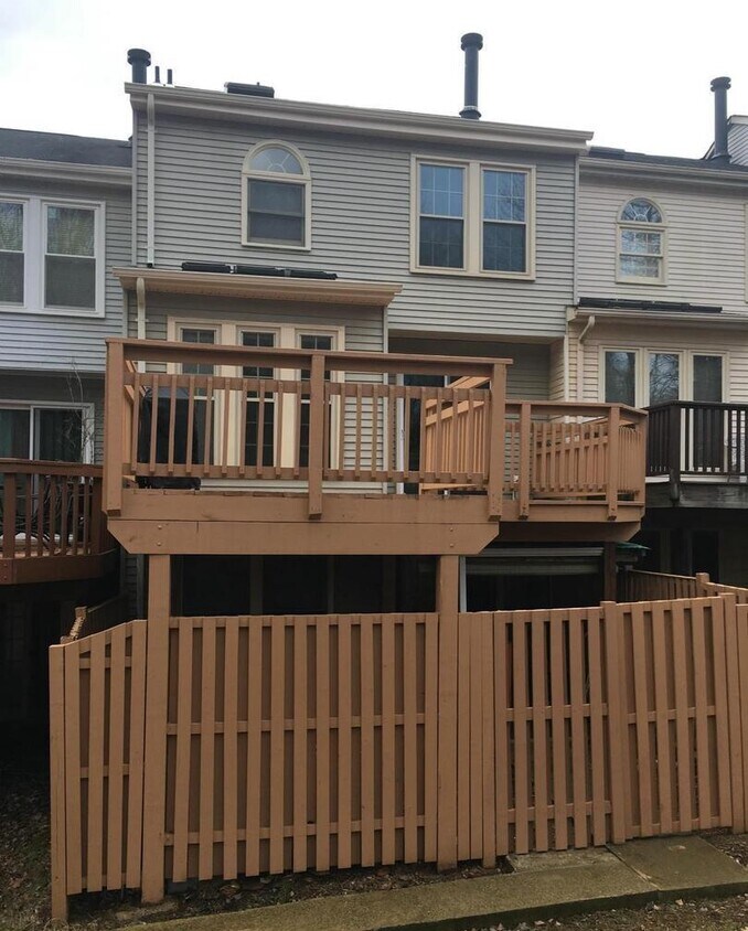 11621 Drumcastle Terrace, Germantown, MD 20876 Townhome Rentals in