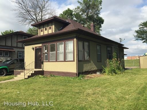 Primary Photo - 5 br, 3 bath House - 2318 Irving Ave North