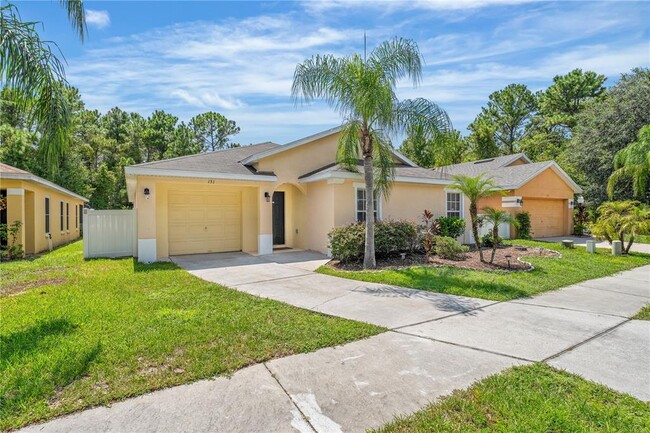 Foto del edificio - 131 Sandy Ridge Dr