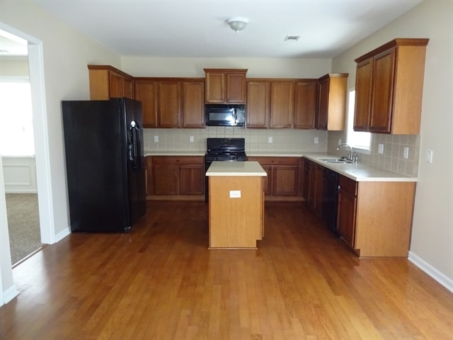 Foto del edificio - 5235 Fieldgate Ridge Dr