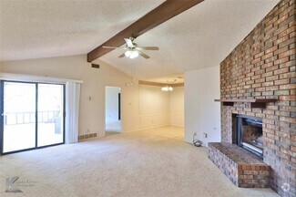 Building Photo - 4076 Russell Ave