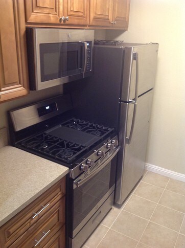 Foto del edificio - 1340 N Curson Ave