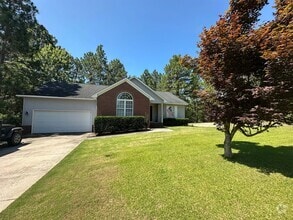 Building Photo - 610 Carolina Way