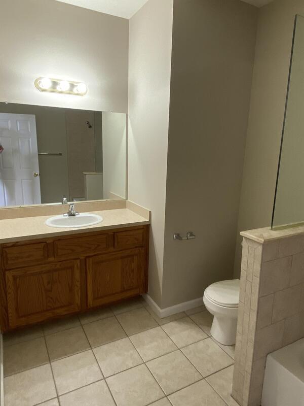 45514 Revere Dr, Shelby Township, MI 48315 Condo for Rent in Shelby