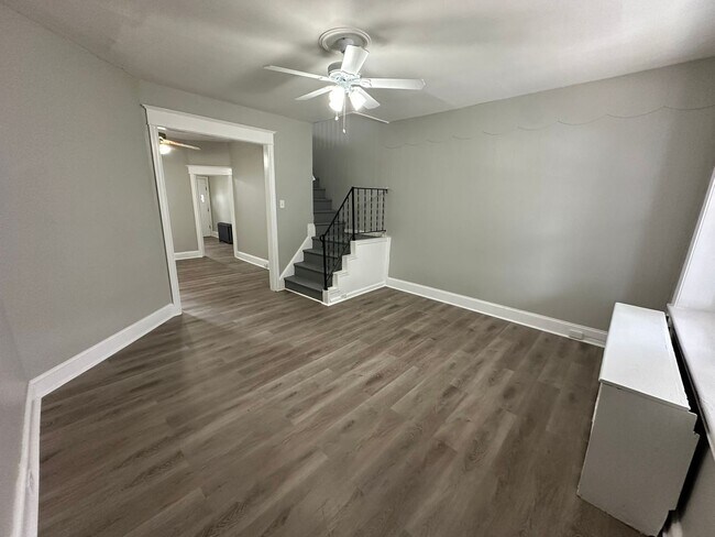 Foto del edificio - Charming updated 3 bed 1 bath in amazing location