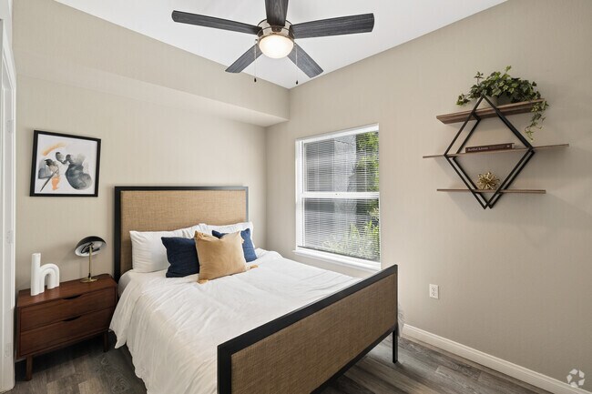 2BR, 1BA - 932SF - Bedroom - Broadleaf Apartments