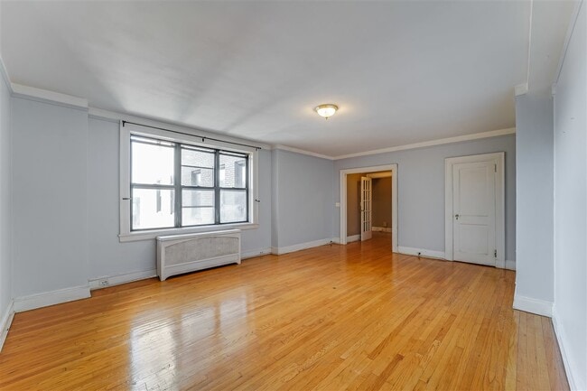 Building Photo - 2600 John F. Kennedy Blvd