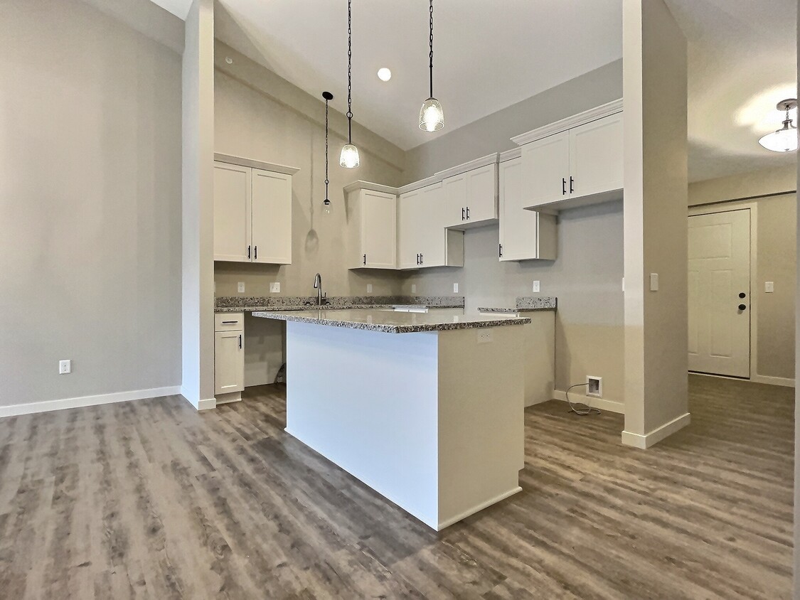 Foto del edificio - 362 Cedar Ave N