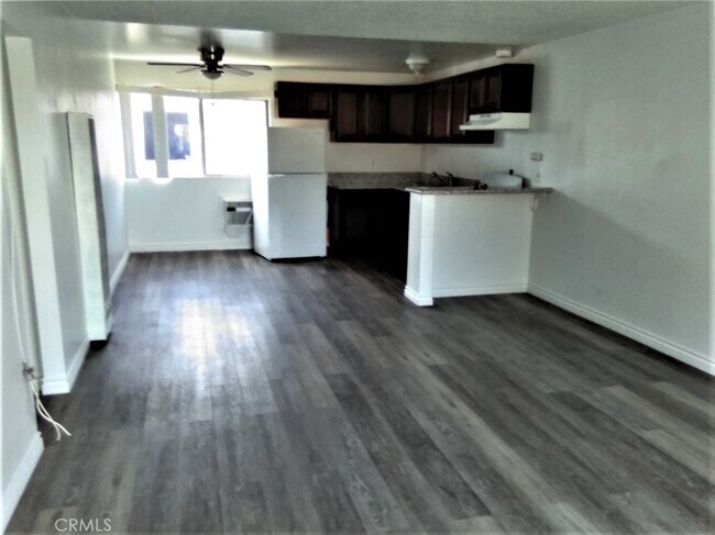 Building Photo - 1724 Crofton Ln