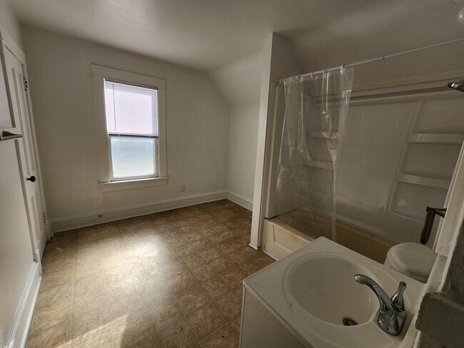 Foto del edificio - 1020 16th Ave