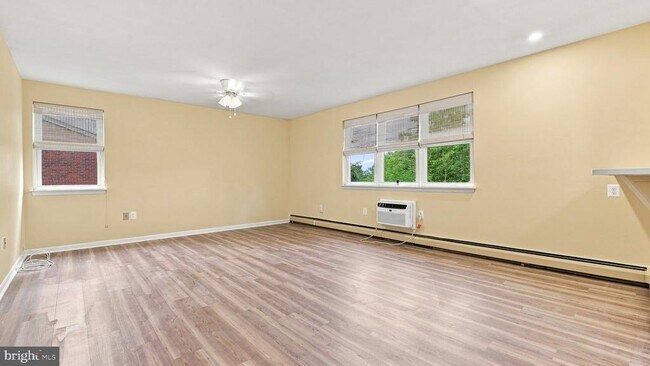Foto del edificio - 333 Lacey Ave
