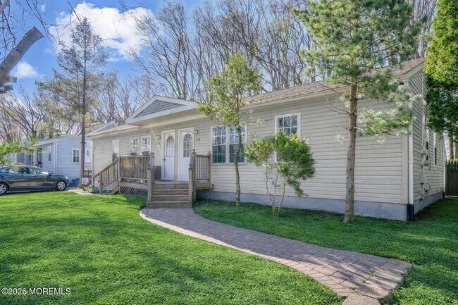 Foto del edificio - 28 Oak Ln