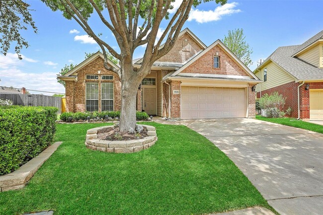 Photo - 3929 Autumn Ln (Bedford, TX) House