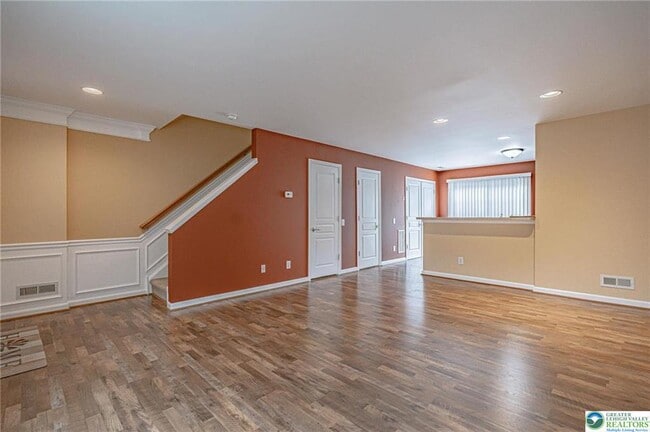 Building Photo - 1396 Artisan Ct