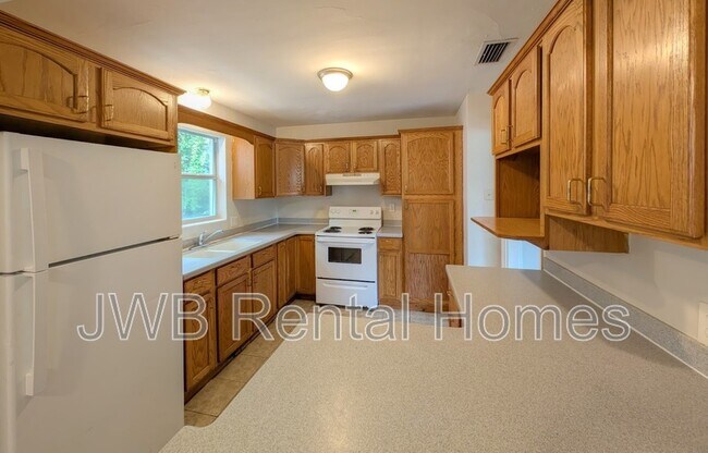 Foto del edificio - 2529 Randy Rd