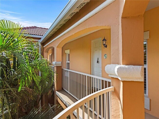 Building Photo - 5020 Fairways Cir