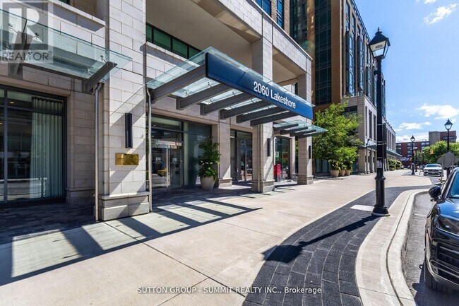 Photo du bâtiment - 2060 Lakeshore Rd.