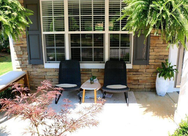 Porch - 18623 Victoria Bay Dr