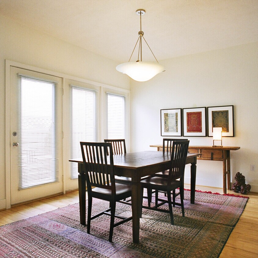 Building Photo - 244 Yardley Way