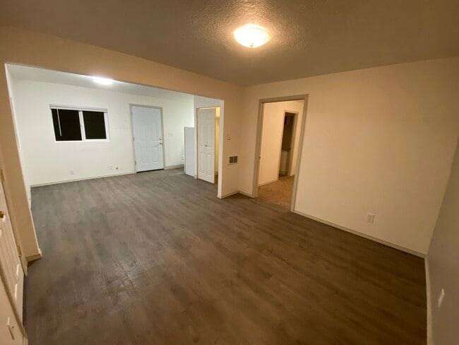 Foto del edificio - 7761 SE Otty St