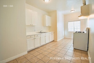 Building Photo - 1868 W 11th St