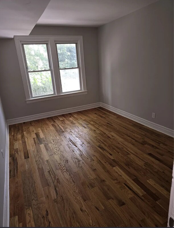 Foto del edificio - 412-414-414 Leslie St