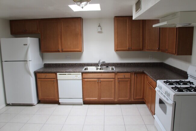 Foto del edificio - 804 W 12th St