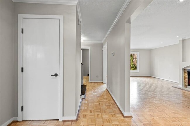 Foto del edificio - 2710 Margaret Mitchell Dr NW