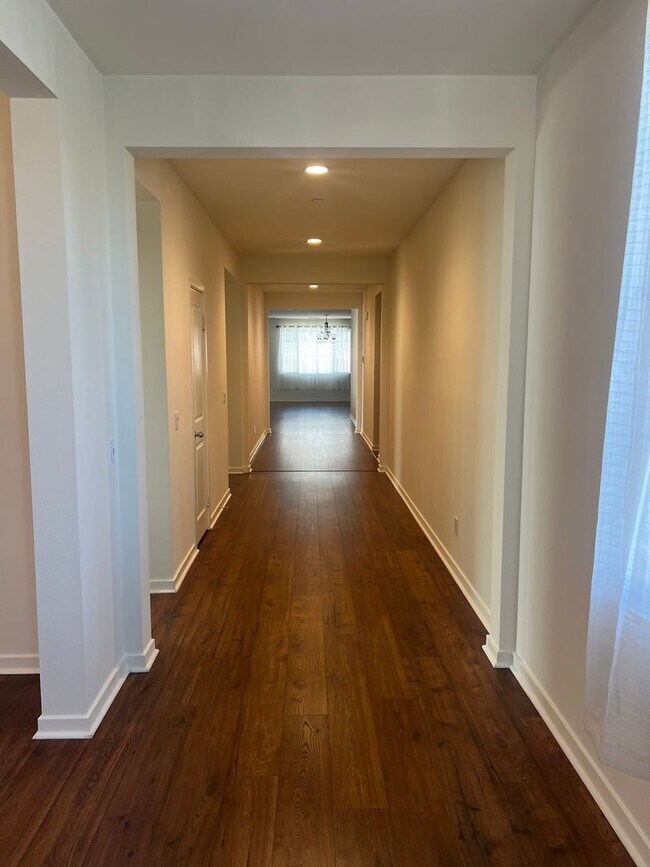 Foto del edificio - *Move In Special - $200 Off First Months Rent! 3 Bedroom Plus Bonus Room Single Family Home For R...