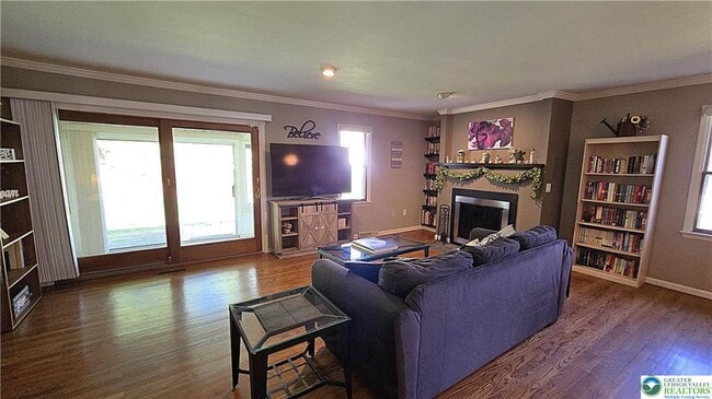 Building Photo - 194 Springhouse Rd