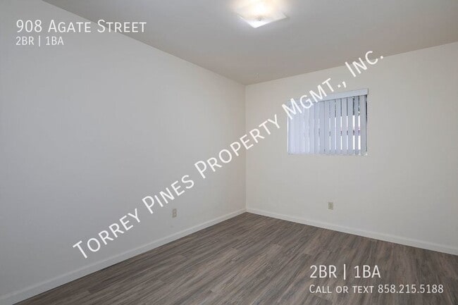 Building Photo - *OPEN HOUSE: 7/29 10am-11am* Charming 2 BR...