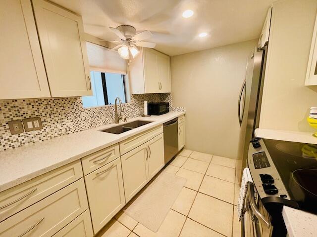 Foto del edificio - 5285 E Waverly Dr