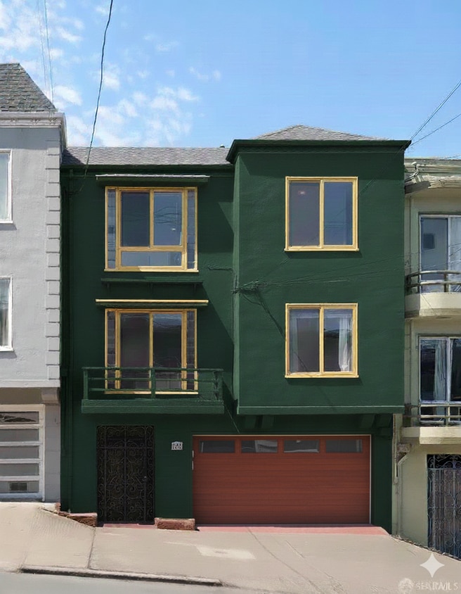 Primary Photo - 1387 18th Ave