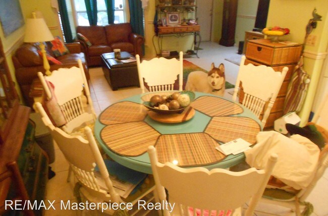 Foto del edificio - 1641 SE Pleasantview St