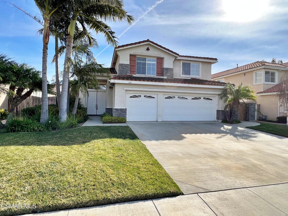 Primary Photo - 518 Avenida Valencia