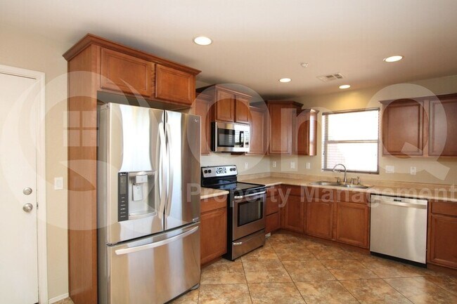 Building Photo - 2777 E Bart St