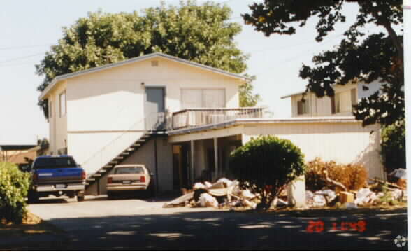 Foto del edificio - 37188 Elm St