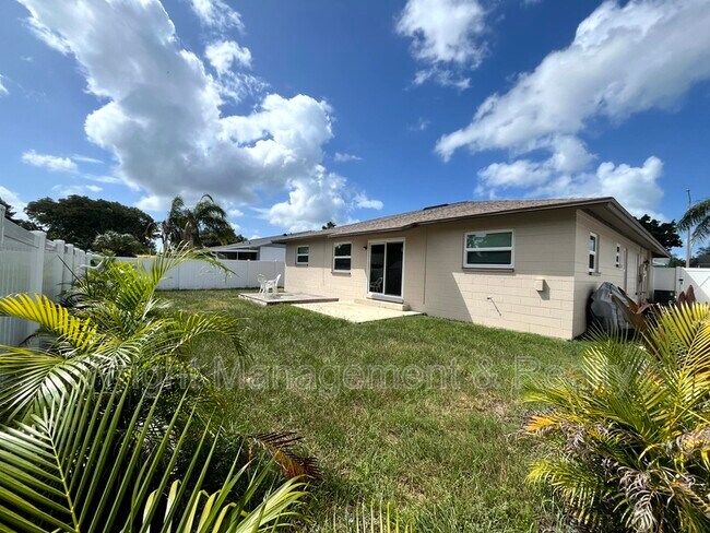 Foto del edificio - 1403 Stonehaven Way