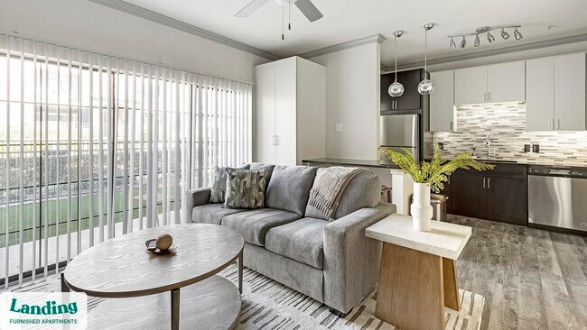 Foto del edificio - 17811 Vail St